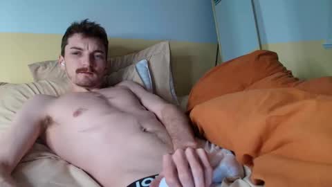 blue online show from 04/12/26, 04:17