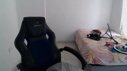  Hey guysI am BrendaWelcome my room online show from 03/25/26, 08:48