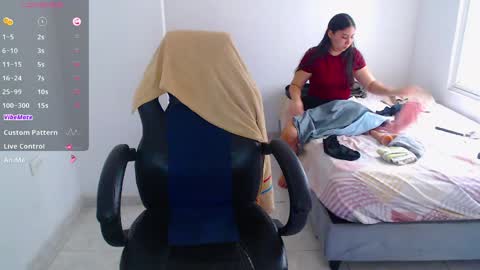 Snapshot of blumbum chatting on 05/02/26, 10:04 Hey guysI am BrendaWelcome my room online show from 05/02/26, 10:04