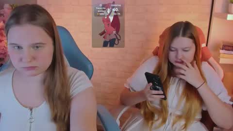 Snapshot of blush_ellie chatting on 02/17/25, 02:48 Ellie3 online show from 02/17/25, 02:48