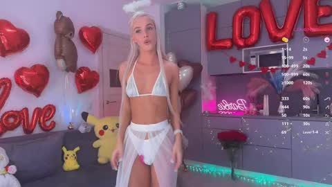 Mikki chan online show from 02/15/25, 10:00