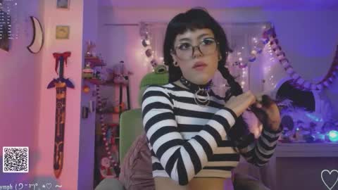 Snapshot of blushing_nymph chatting on 11/29/25, 02:36 Im Nym Justa nymph on twitter and IG online show from 11/29/25, 02:36