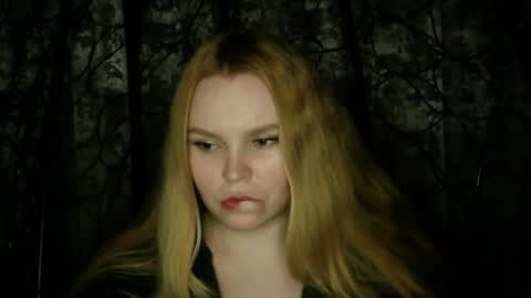 blushing_star online show from 10/19/25, 06:08