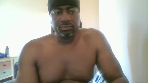 Snapshot of bluuthunder1914 chatting on 12/21/24, 03:20 bluuthunder1914 online show from 12/21/24, 03:20