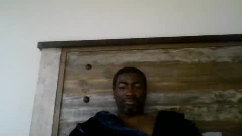bluuthunder1914 online show from 05/13/26, 07:55