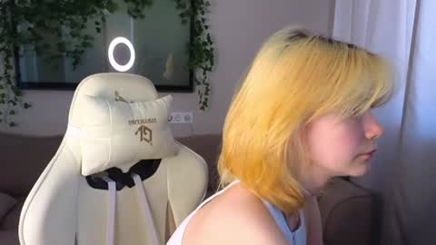 Alice and David online show from 06/20/26, 03:09