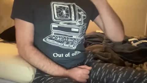 Snapshot of bmcmg chatting on 11/11/25, 11:38 Brian mc online show from 11/11/25, 11:38