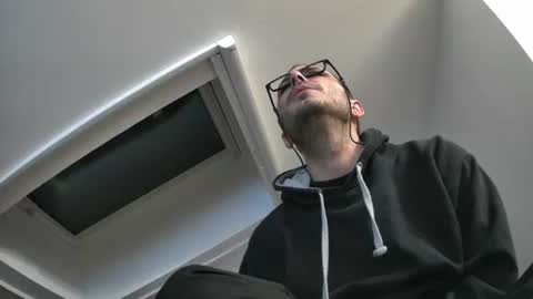 bo22222222 online show from 09/23/25, 10:07