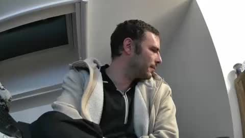 bo22222222 online show from 11/17/25, 10:48