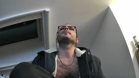 bo22222222 online show from 12/16/25, 12:15