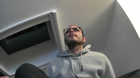 bo22222222 online show from 12/20/25, 11:12