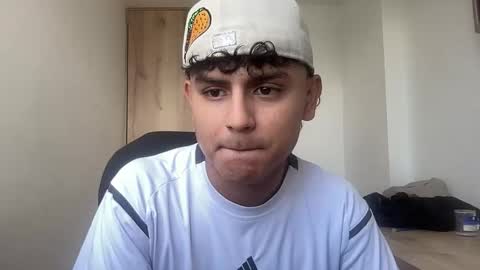 Bob  INDEPENDENT MODEL online show from 03/22/26, 05:27