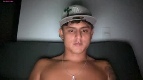 Snapshot of bob_pettersonn chatting on 06/06/26, 04:28 Bob INDEPENDENT MODEL online show from 06/06/26, 04:28