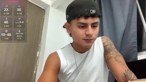 Snapshot of bob_pettersonn chatting on 06/12/26, 02:10 Bob INDEPENDENT MODEL online show from 06/12/26, 02:10