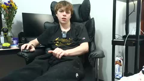 bobby72738 online show from 02/13/26, 04:08