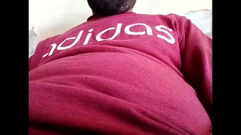 bobby_horny03 online show from 03/24/26, 07:46