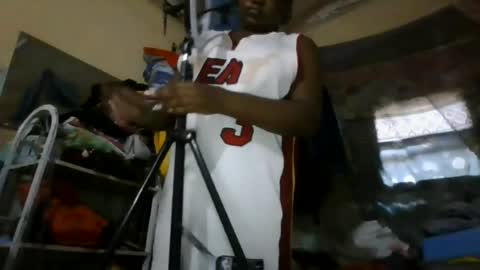 bobby_hottie online show from 07/06/26, 04:42