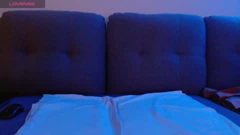 Snapshot of bobbyenglish69 chatting on 11/01/25, 08:49 Bobby English online show from 11/01/25, 08:49