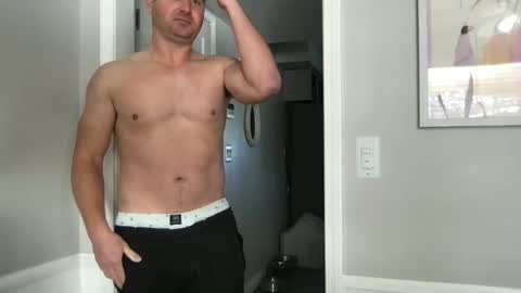 bobbylightfoot3 online show from 01/23/25, 09:39