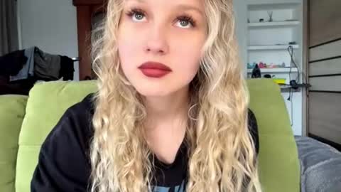 Snapshot of bobettesplane chatting on 04/15/26, 08:10 Nina online show from 04/15/26, 08:10