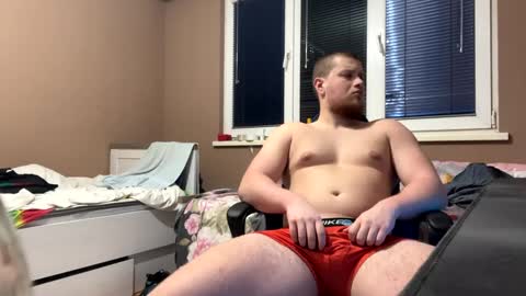 bobi2202 online show from 01/04/25, 12:59