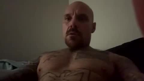 Snapshot of bodyart85_19 chatting on 03/01/25, 11:06 Bodyart85 19 online show from 03/01/25, 11:06