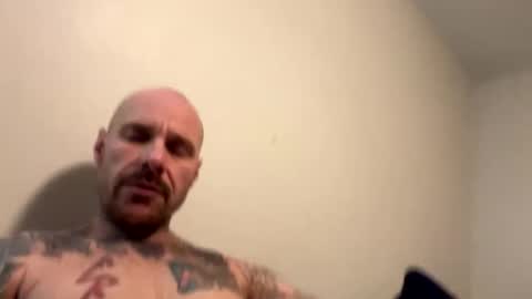 Snapshot of bodyart85_19 chatting on 03/06/25, 07:03 Bodyart85 19 online show from 03/06/25, 07:03