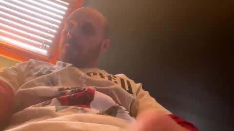 Snapshot of bodyart85_19 chatting on 11/30/25, 01:59 Bodyart85 19 online show from 11/30/25, 01:59