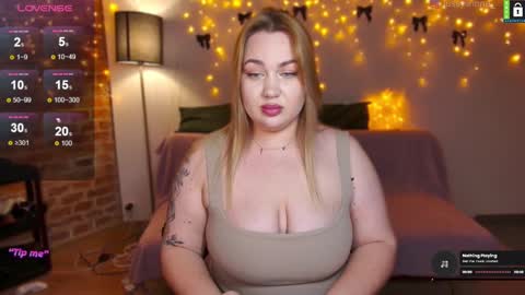  Lina  online show from 12/18/24, 08:57