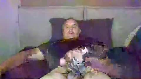Snapshot of boidady chatting on 05/23/26, 07:46 emilio online show from 05/23/26, 07:46