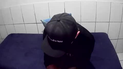 Cesar Augusto Pierdona online show from 12/18/25, 09:21