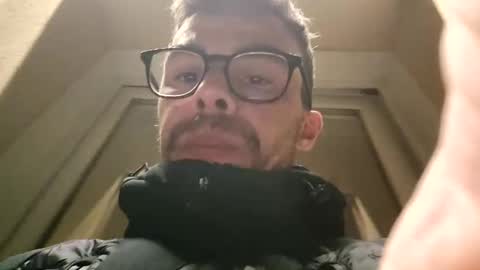 Snapshot of bomale89 chatting on 02/09/25, 10:43 bomale89 online show from 02/09/25, 10:43