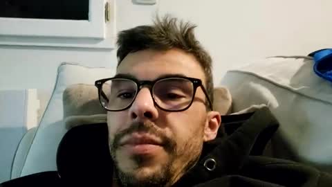 Snapshot of bomale89 chatting on 02/10/25, 10:40 bomale89 online show from 02/10/25, 10:40