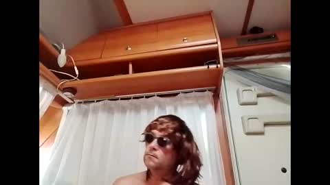 bombombum272 online show from 04/26/26, 05:10