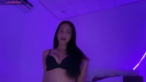 Misshell online show from 02/09/26, 02:59