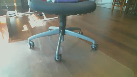 FRECKLES online show from 10/16/25, 02:29