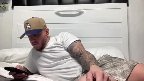 boner4you1994 online show from 10/14/25, 10:38