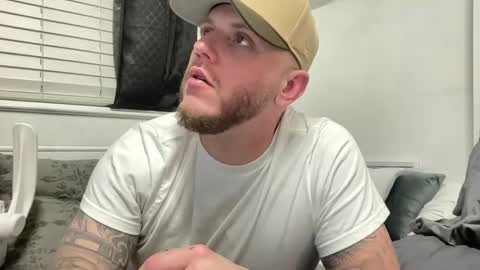 boner4you1994 online show from 10/19/25, 09:54