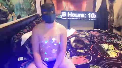 Snapshot of bones_the_pup chatting on 12/21/25, 08:27 Bones the Pup online show from 12/21/25, 08:27