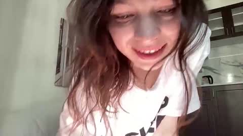 Mary 3 live time content 18   online show from 04/02/26, 12:03