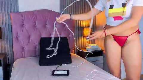 bonnali_lune online show from 04/19/26, 05:07