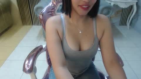 Snapshot of bonnie_1s chatting on 03/18/26, 12:19 Bonnie online show from 03/18/26, 12:19