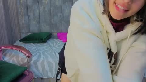 Snapshot of bonnie_1s chatting on 04/01/26, 01:41 Bonnie online show from 04/01/26, 01:41