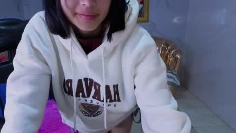 Snapshot of bonnie_1s chatting on 04/03/26, 12:58 Bonnie online show from 04/03/26, 12:58