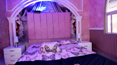 Snapshot of bonnie__milf chatting on 01/19/25, 03:42 bonnie online show from 01/19/25, 03:42