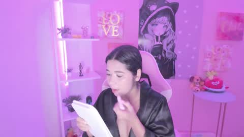 Bonnie online show from 02/24/25, 12:37