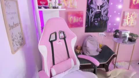 Bonnie online show from 10/19/25, 03:51