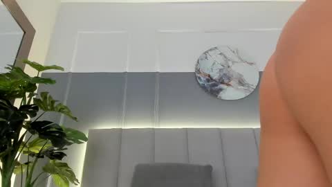 Bonnie online show from 02/19/25, 11:36