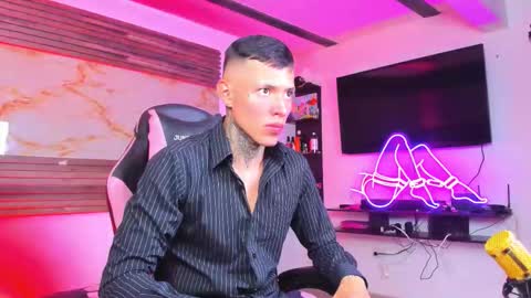 Snapshot of bonnie_bu chatting on 11/12/25, 02:34 becky online show from 11/12/25, 02:34