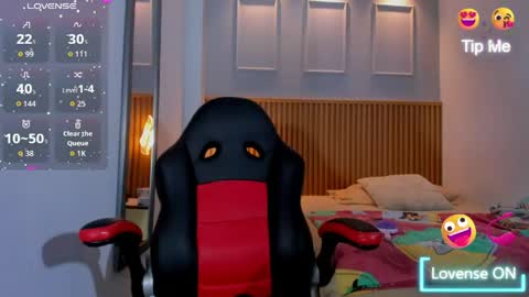 Snapshot of bonnie_ch1 chatting on 04/15/26, 01:07 BONNIE online show from 04/15/26, 01:07